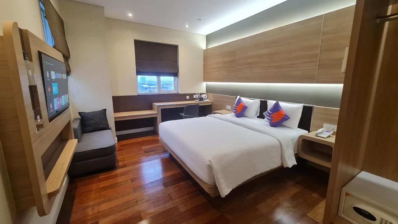 Fox Lite Grogol Hotel