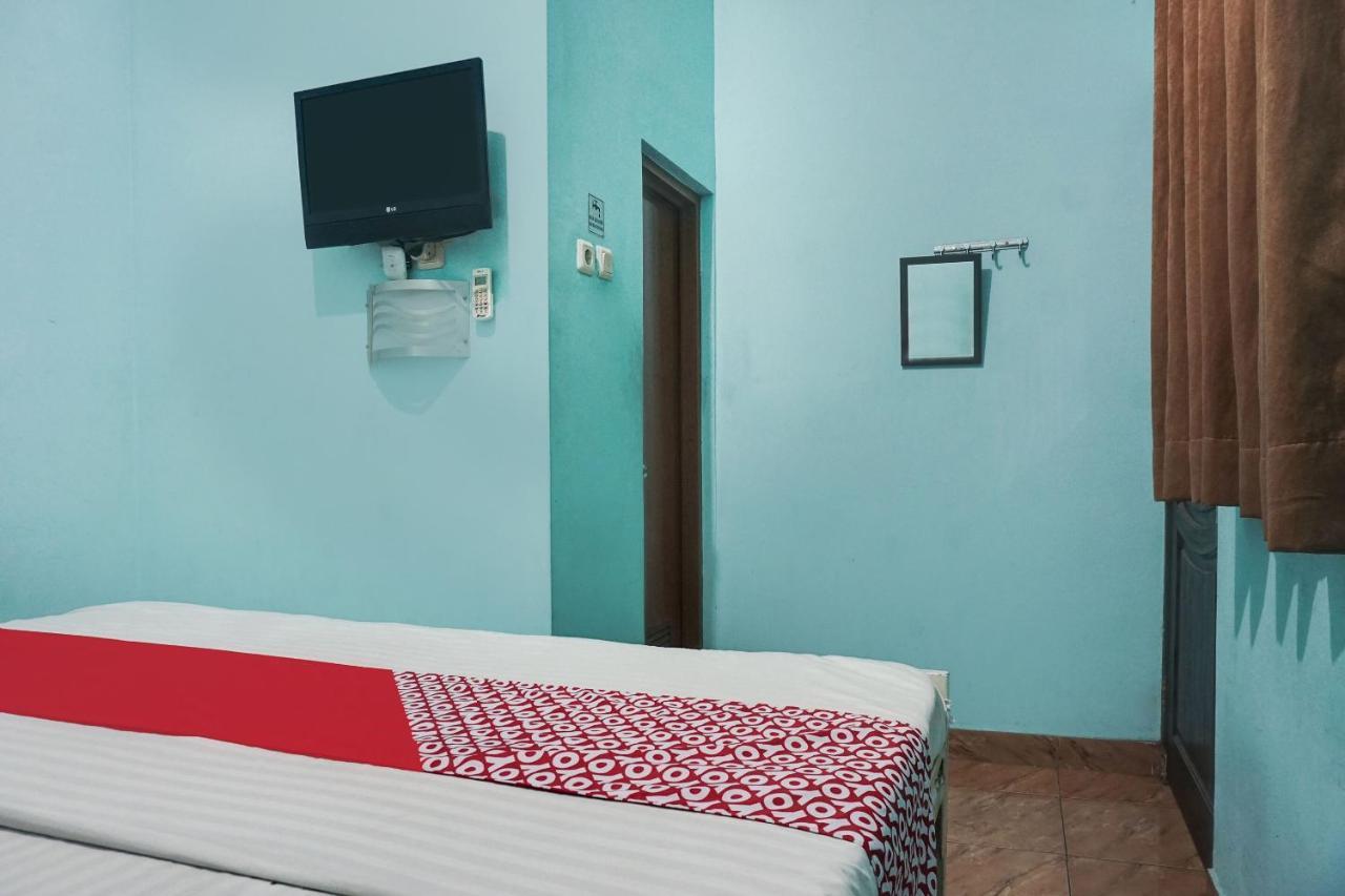 Oyo 91754 Tiqita Syariah Hotel 2*