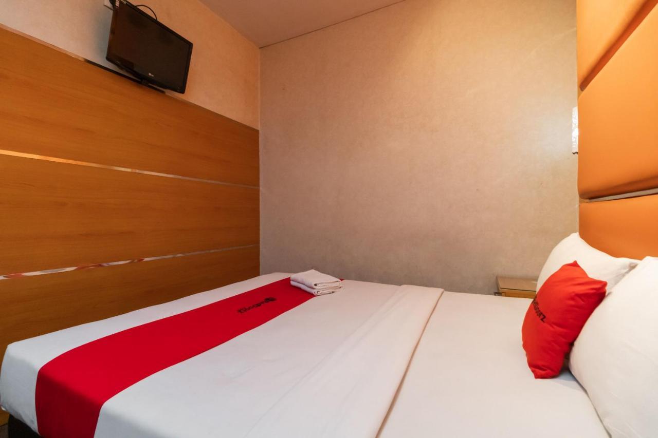 Reddoorz At Jalan Gunung Sahari Hotel 2*