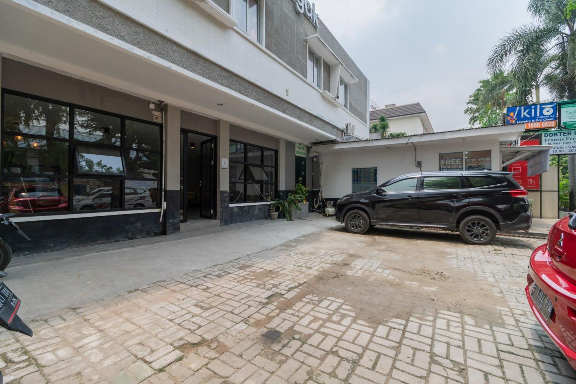 Reddoorz @ Tondano Benhill 2* Jakarta