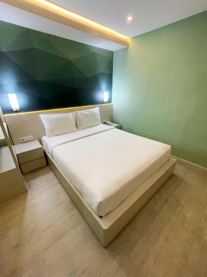 Hotel Leaf *