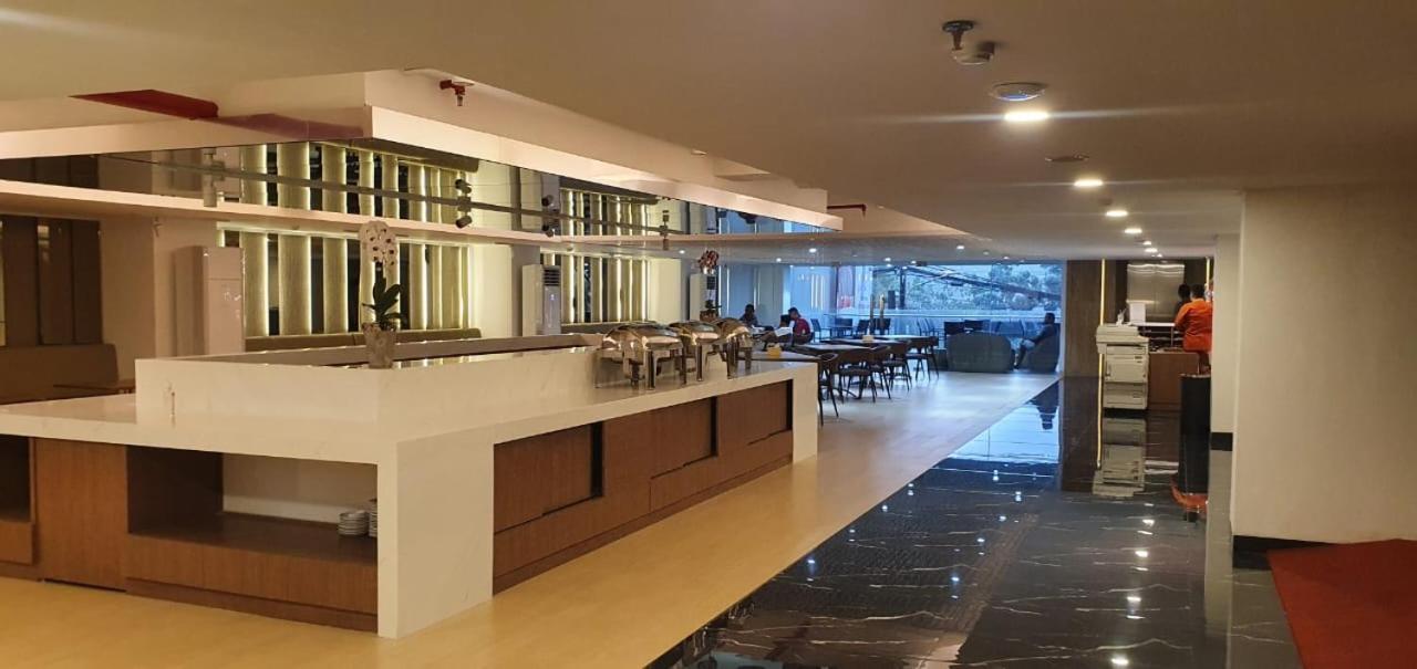 Grand G7 Pasar Baru Hotel 3*