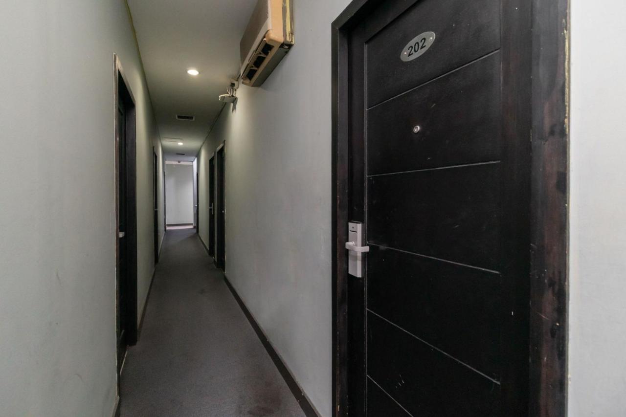 Reddoorz At Jalan Gunung Sahari