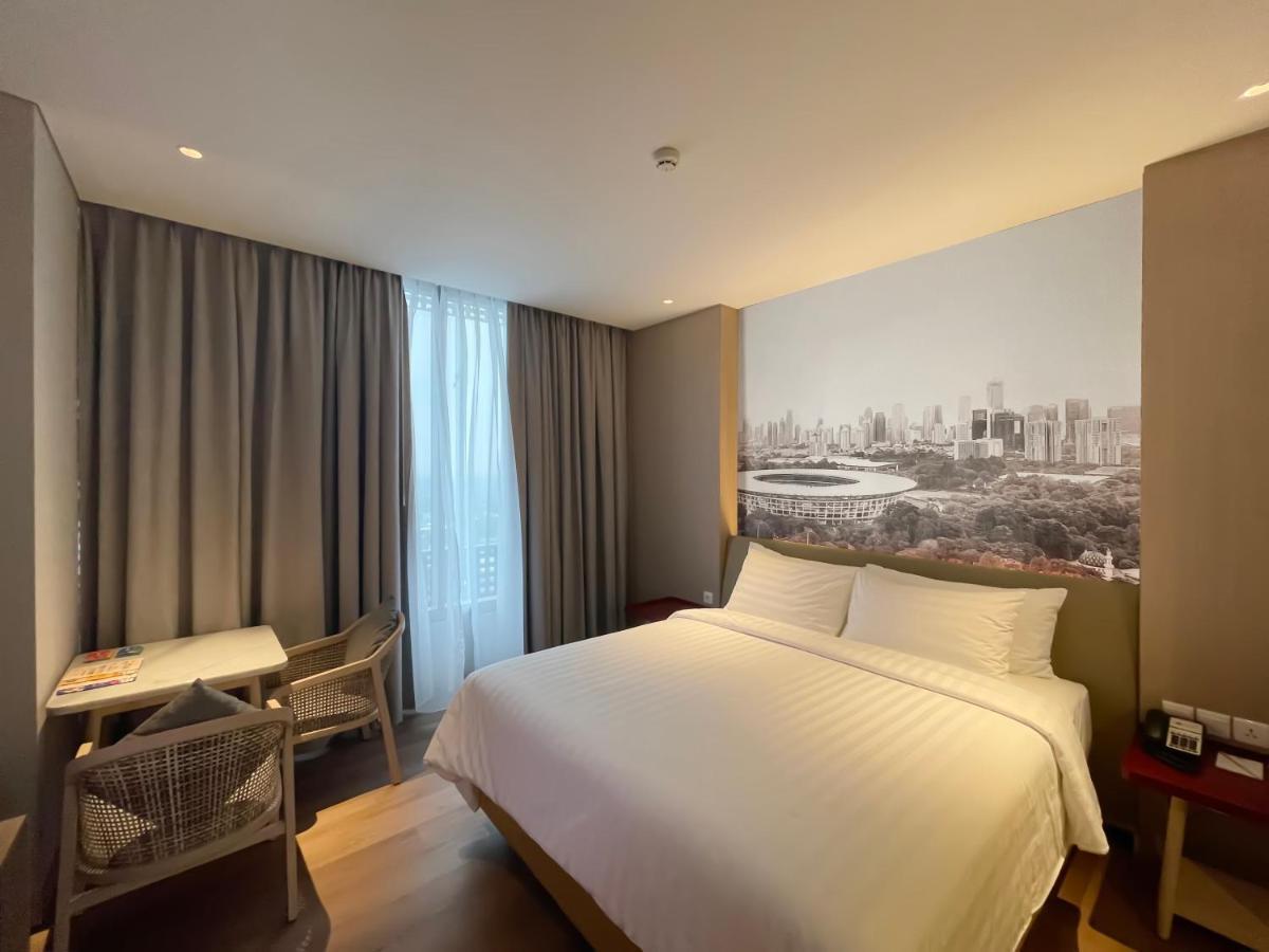 Ra Simatupang Aparthotel 5*