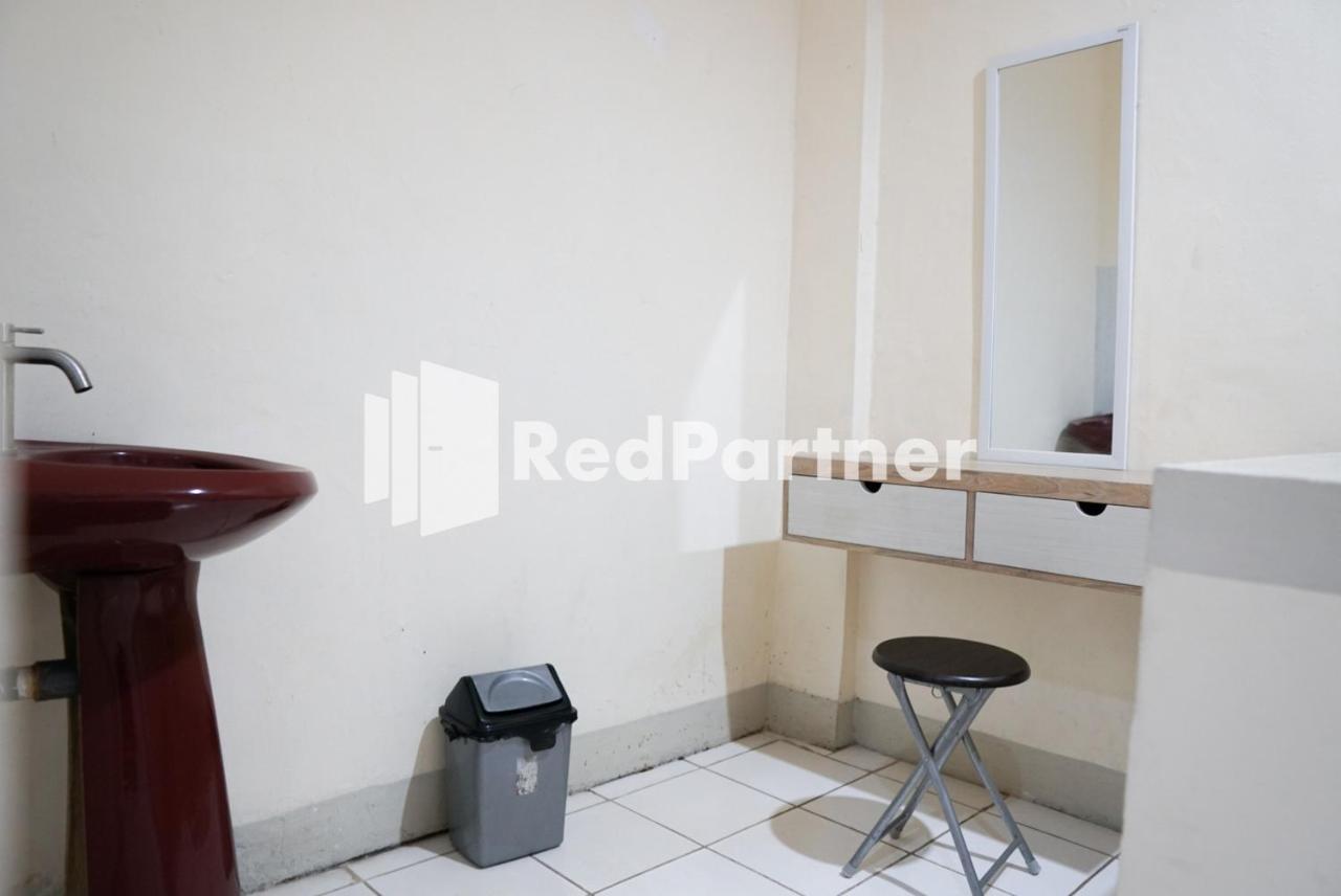 Senyaman Redpartner Hotel *