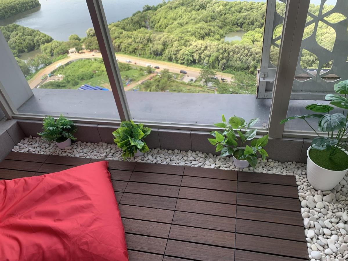 Sea View *