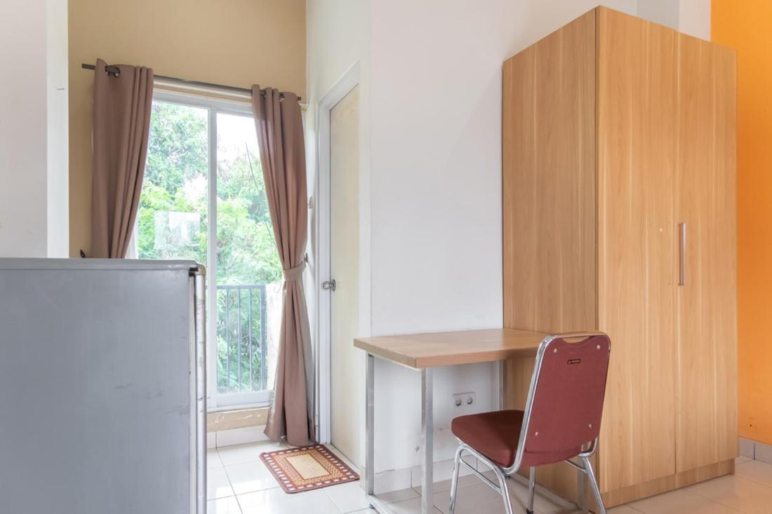 Twospaces Living At Kost 40, Kuningan Guest house *