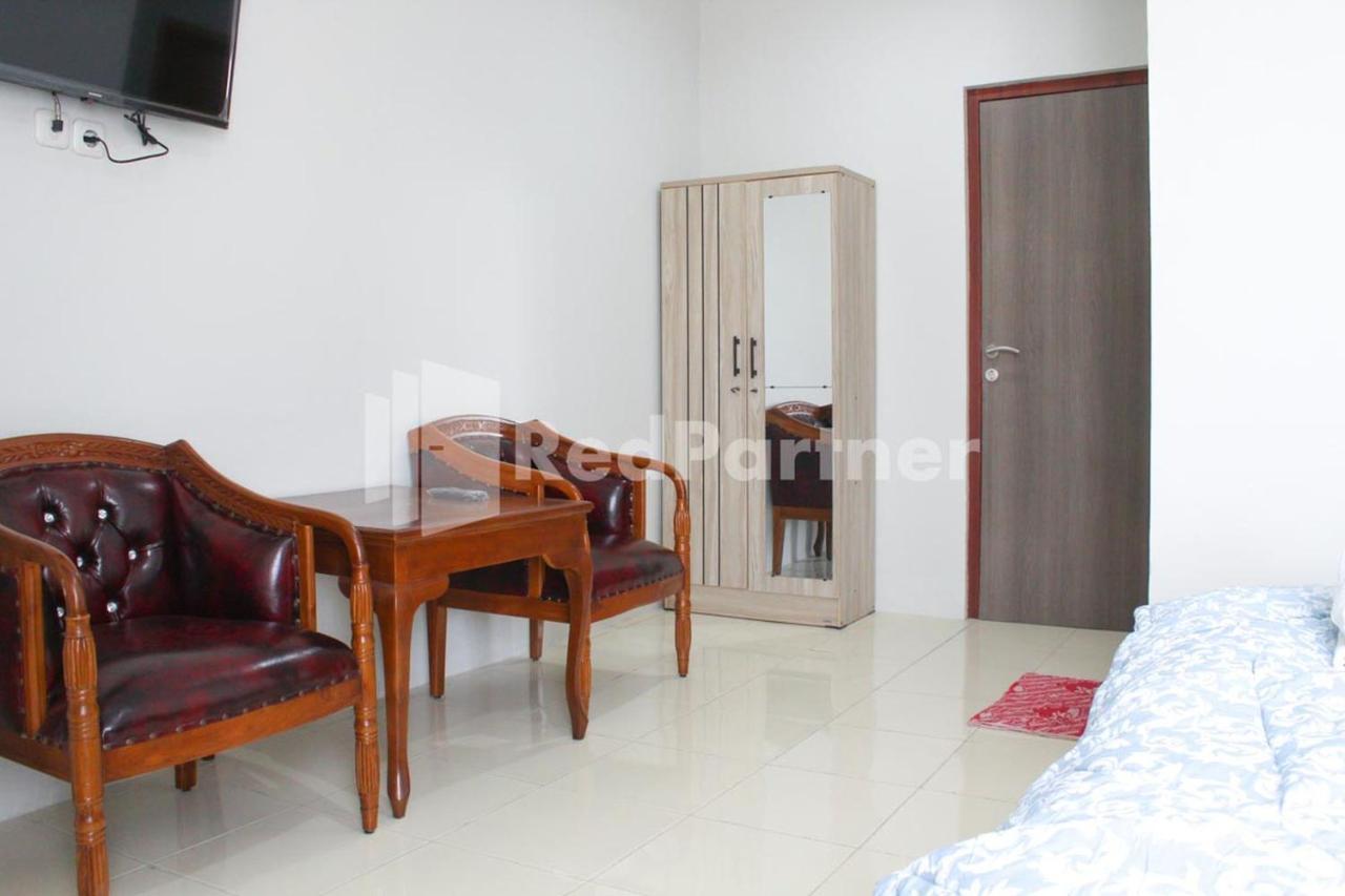 Brahma Mitra Reddoorz Hotel 2*