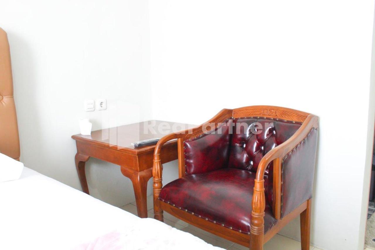 Brahma Mitra Reddoorz Hotel 2*
