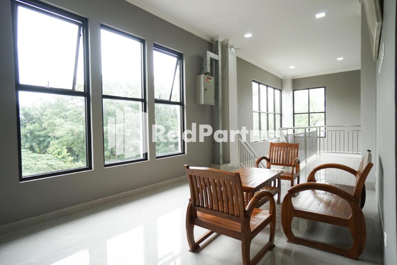 Roemah Tebet Mitra Reddoorz 2* Jakarta