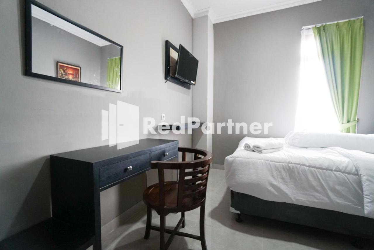 Roemah Tebet Mitra Reddoorz 2*