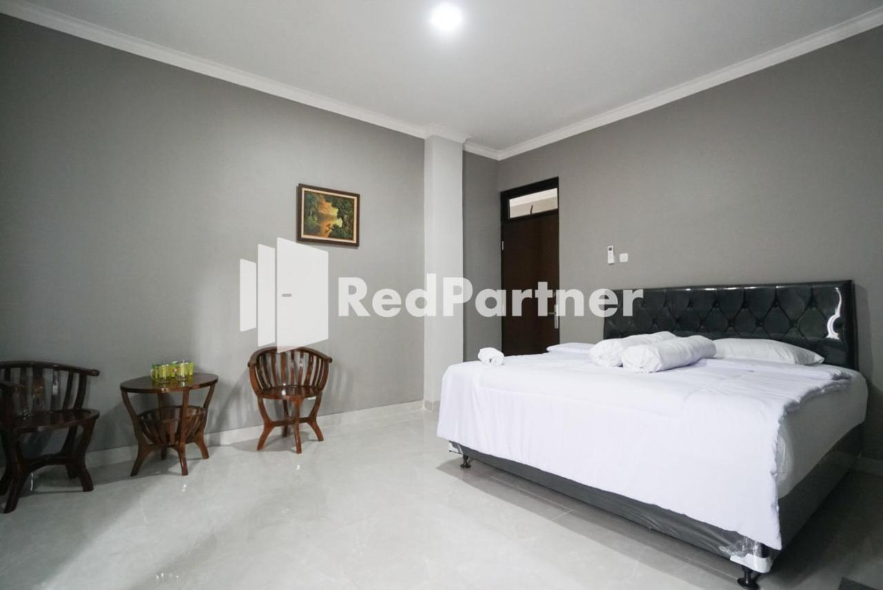 Roemah Tebet Mitra Reddoorz Khách sạn 2*