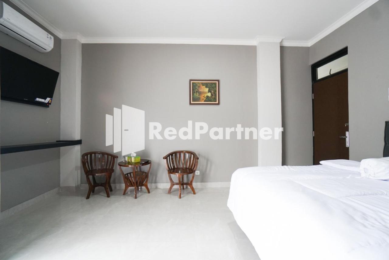 Roemah Tebet Mitra Reddoorz Khách sạn 2*