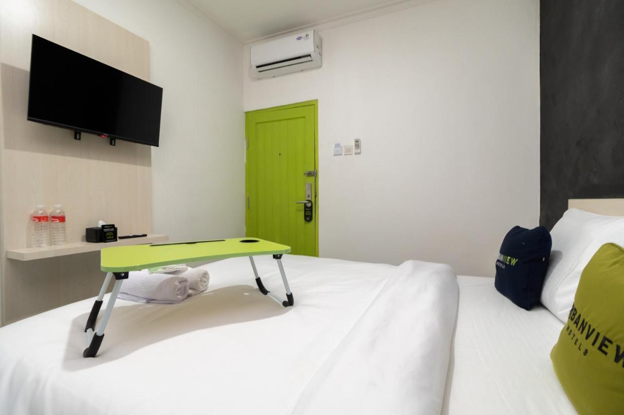 Urbanview Bizhome Artha Gading Boulevard By Reddoorz 3*