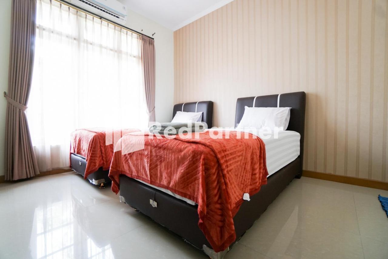 Fazza Syariah Mitra Reddoorz 2* Jakarta