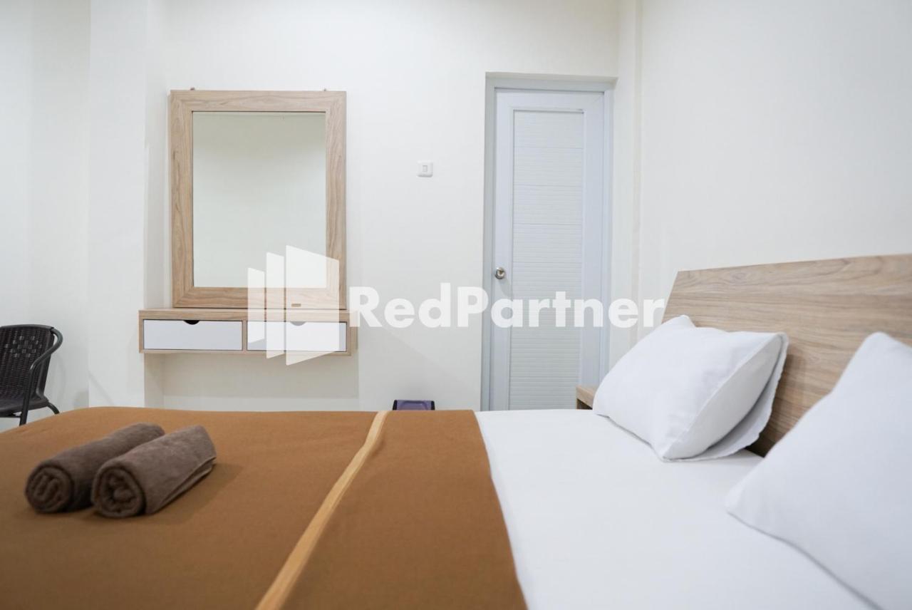 Hotel Senyaman Redpartner