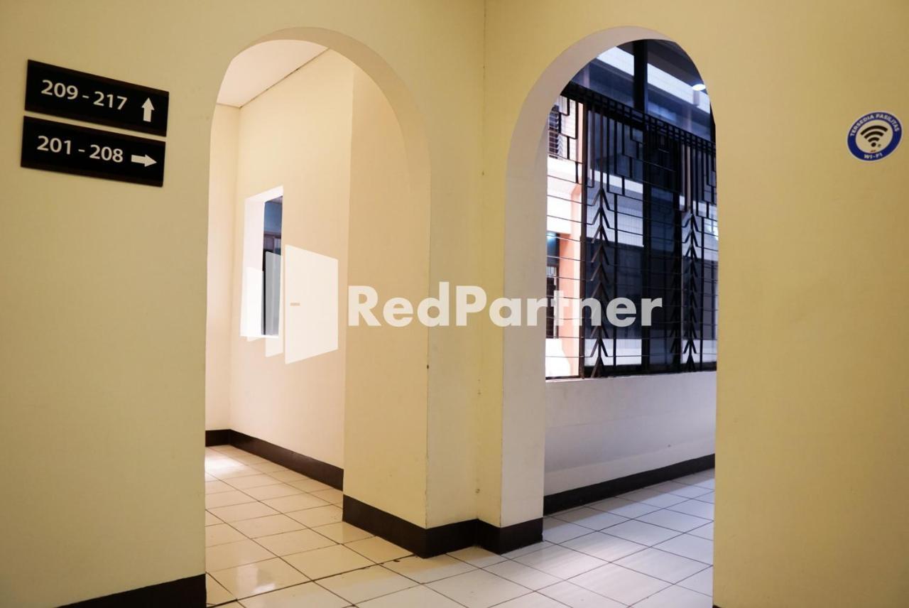 Hotel Senyaman Redpartner *
