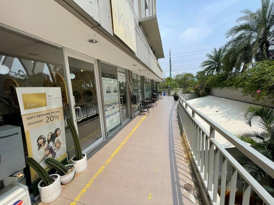 Minimalist & Comfy @baywalk Mall Pluit * Jacarta