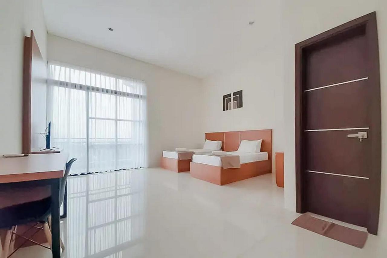 Guest house Koolkost Near Gandaria Mall 2*