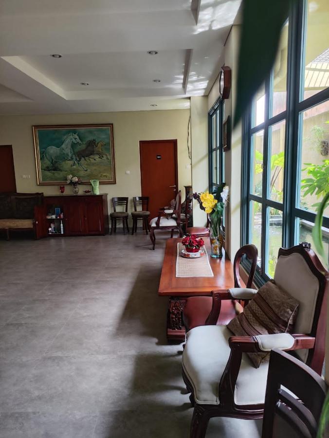 Gasthuis Rumah Pondok Pinang *