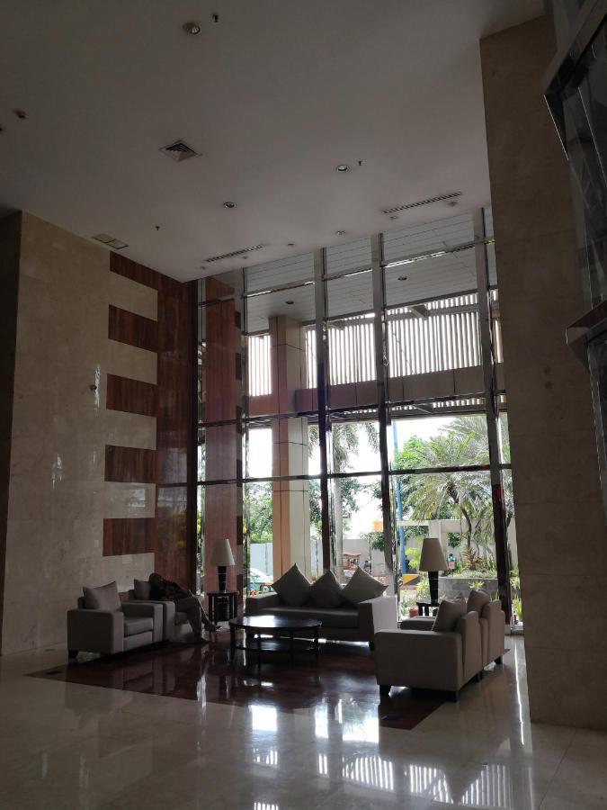 Apartment Homey 3 Bedrooms In Mega Kuningan,
