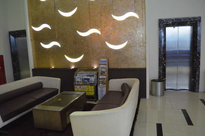 Hotel World - Bandengan 2*
