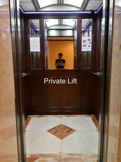 Homey 3 Bedrooms In Mega Kuningan, Jakarta