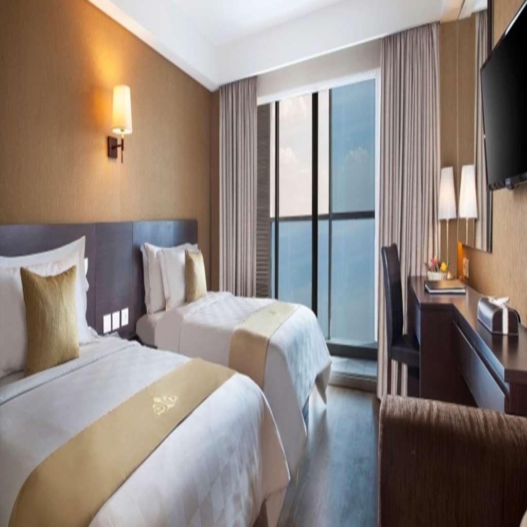 Best Western Premier The Hive 4*