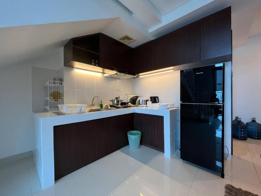 Neo Soho / Office Near Central Park Mall * Jakarta