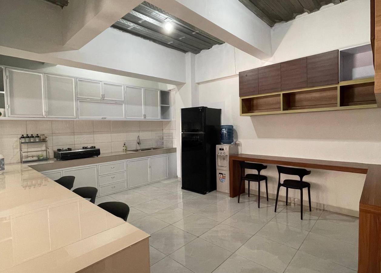 9 Syariah Cilandak Guest house Jakarta