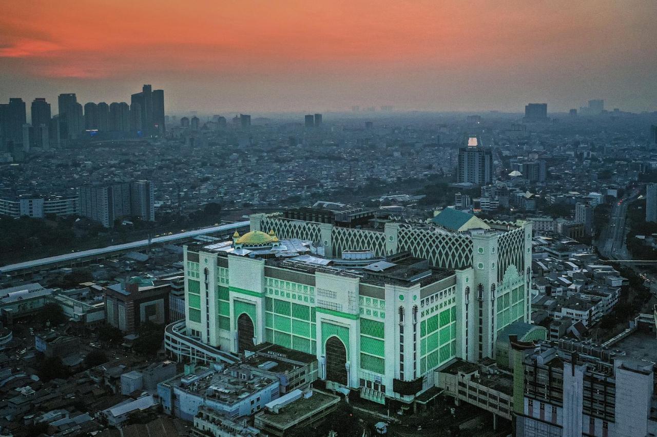 Juno Tanah Abang Hotel