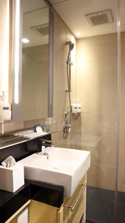 Ai Thamrin Hotel 3*