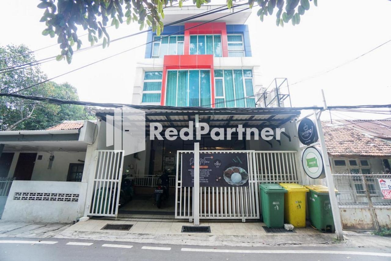 Eascot Mitra Reddoorz Hotel 2*