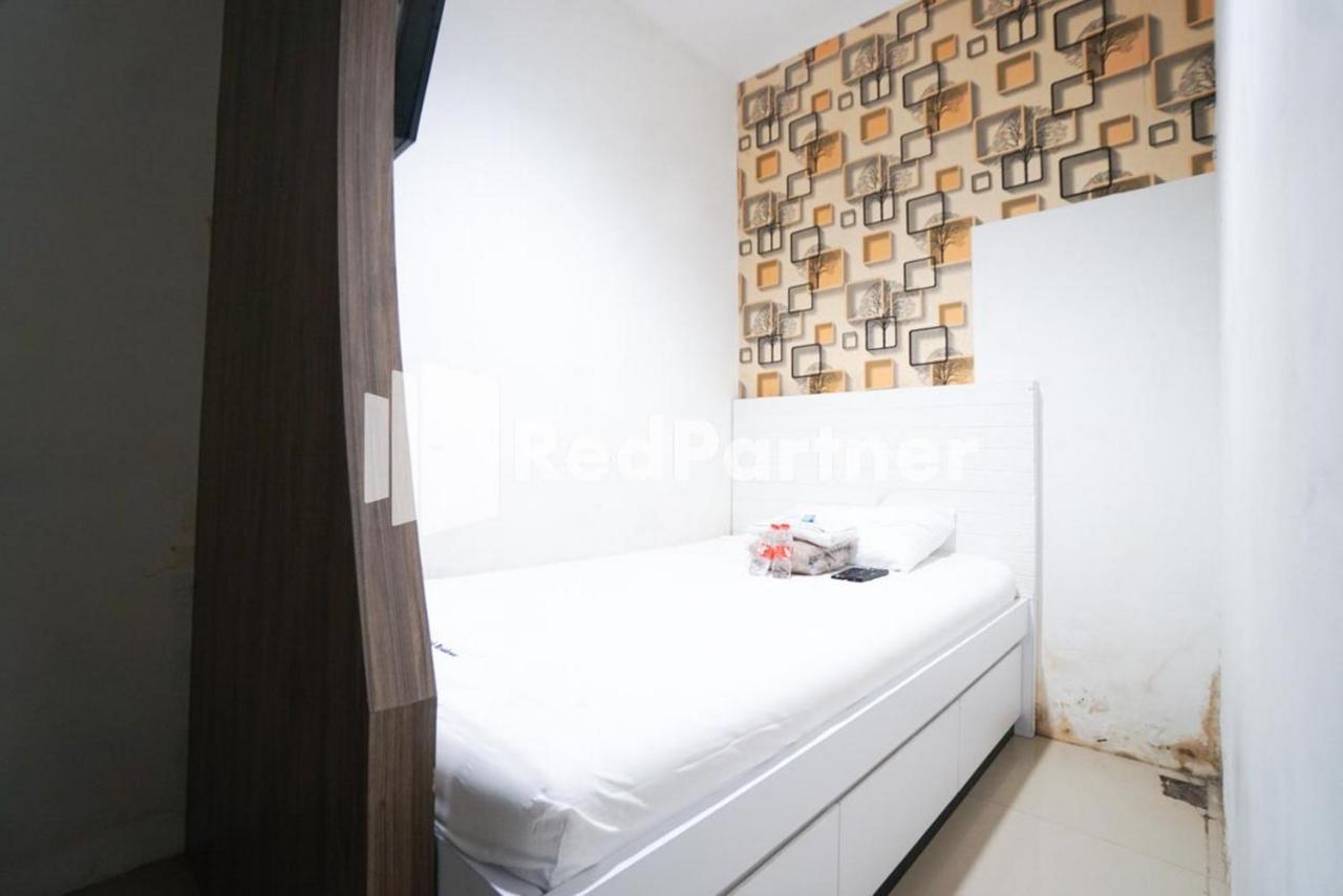 Eascot Mitra Reddoorz Jakarta