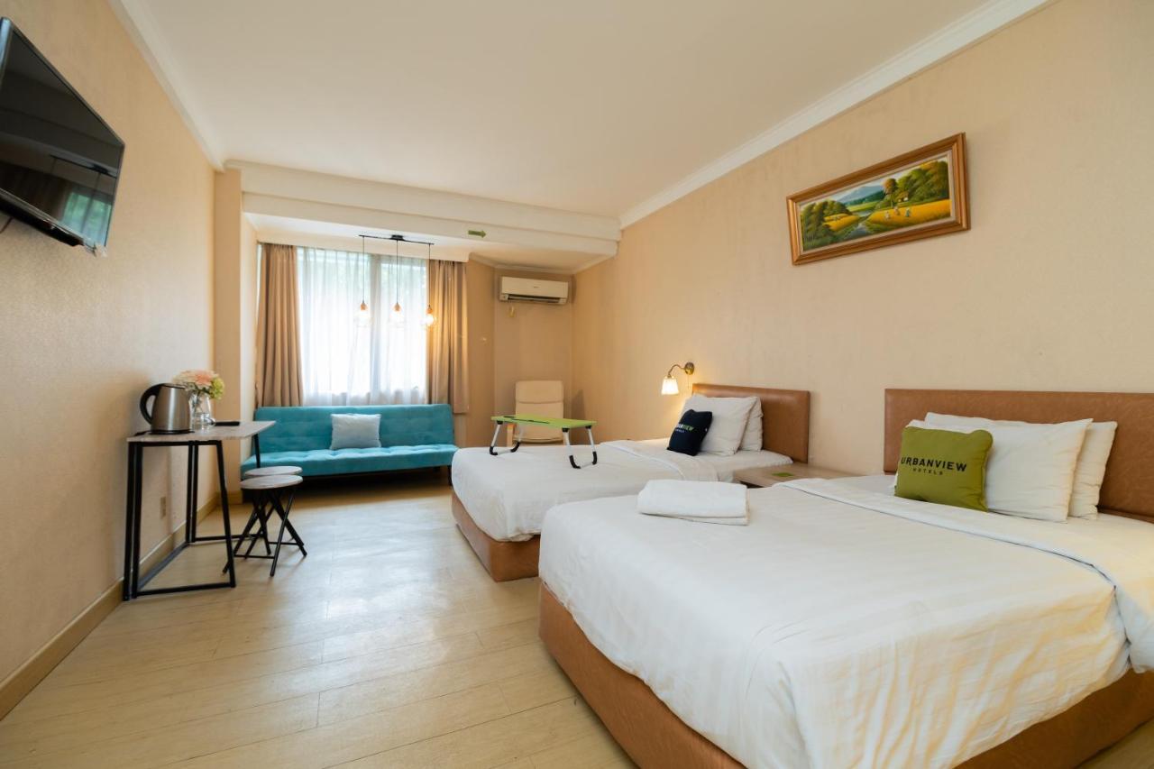Urbanview Kebayoran Baru Blok S 3* Jakarta