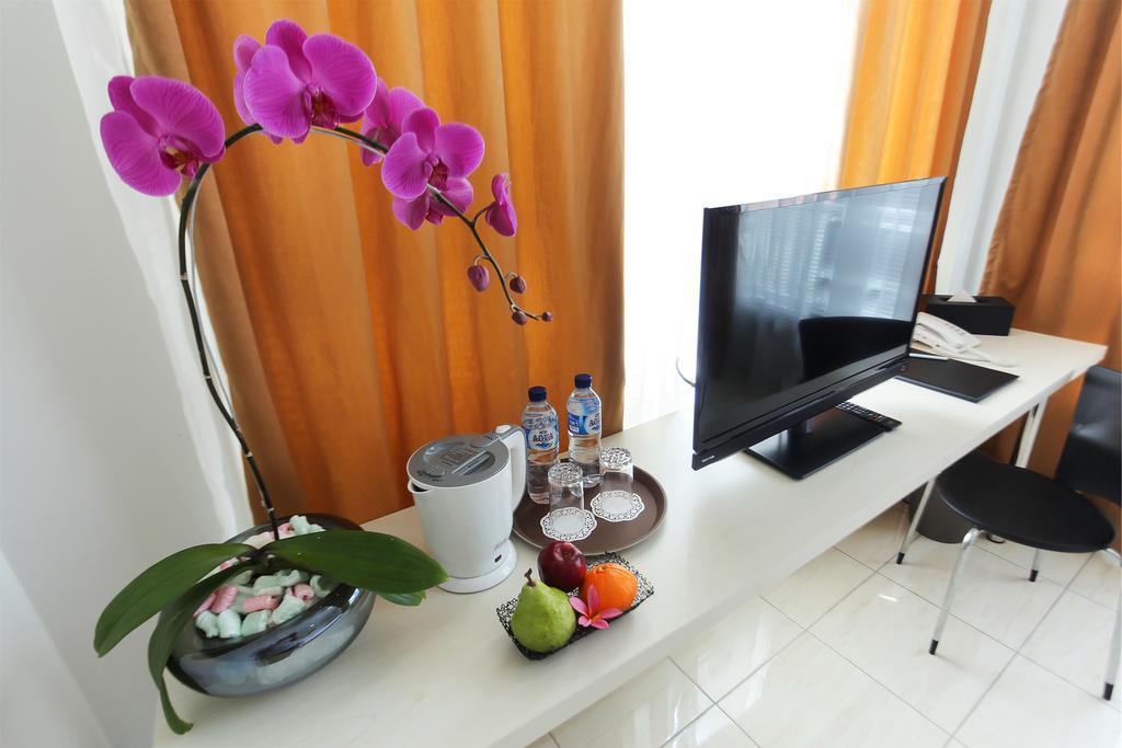 Topaz 2* Jakarta
