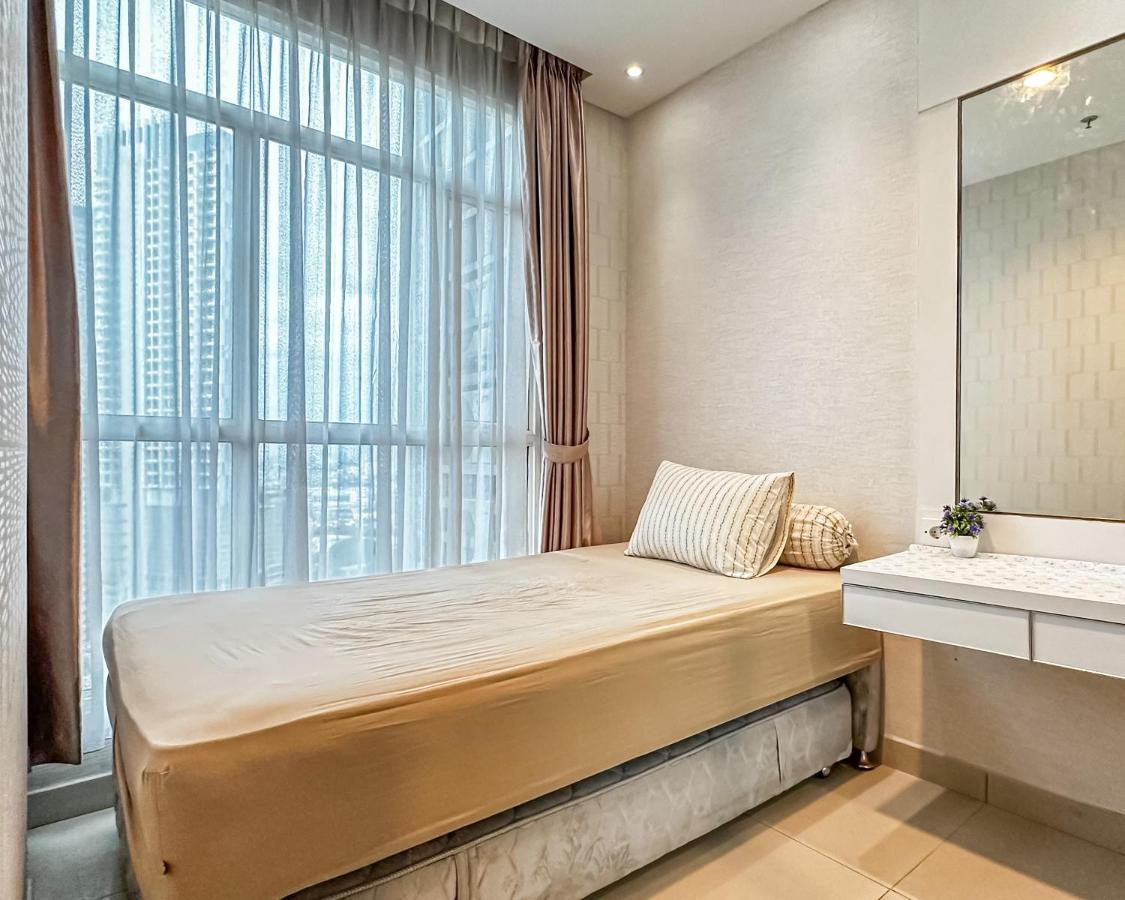 2 Bedroom On Park Mall *