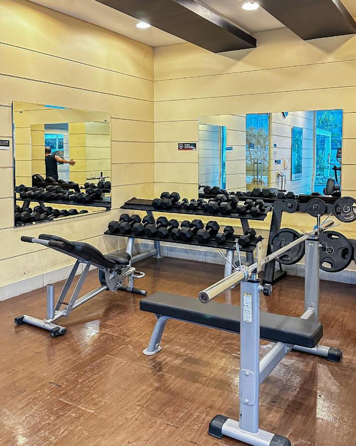 2 Bedroom On Park Mall *