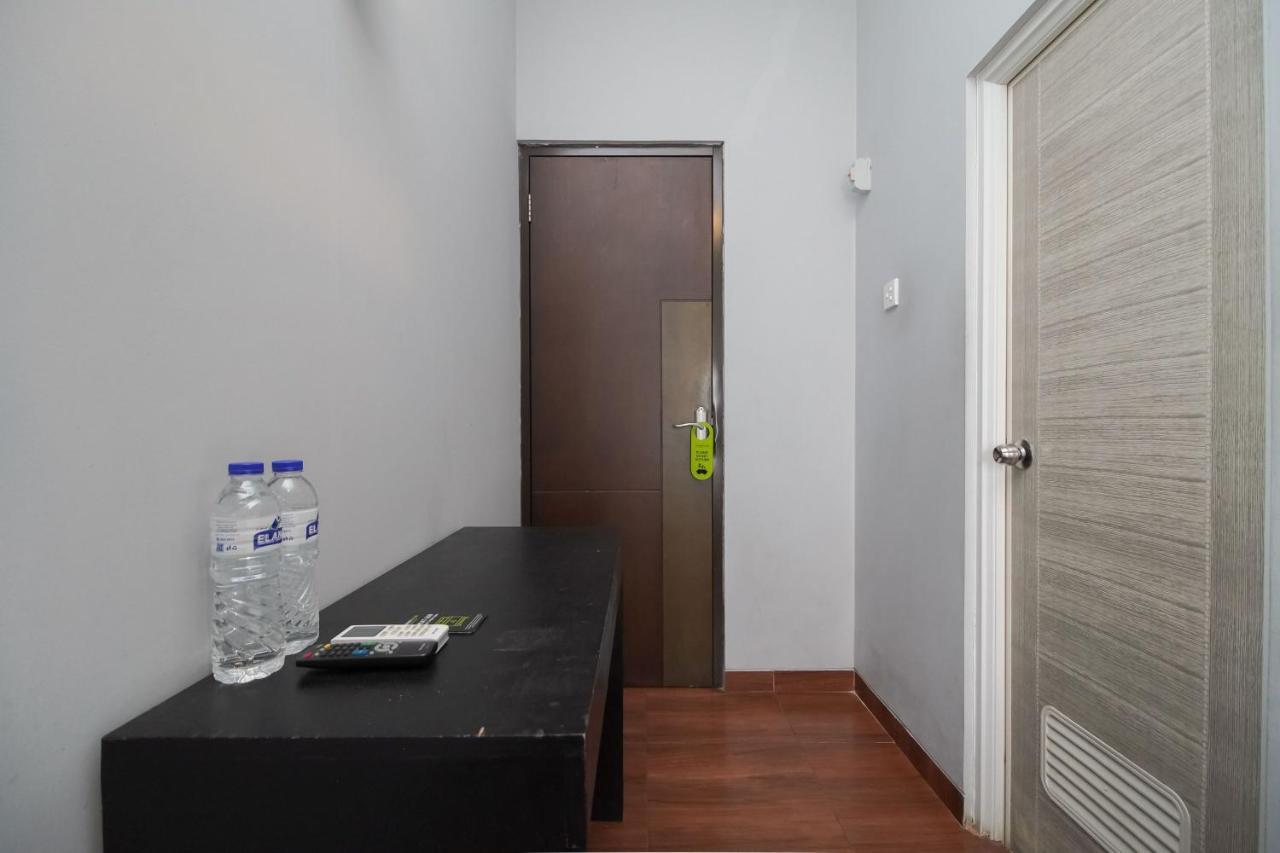 Hotel Urbanview Arafuru Duren Sawit Jakarta