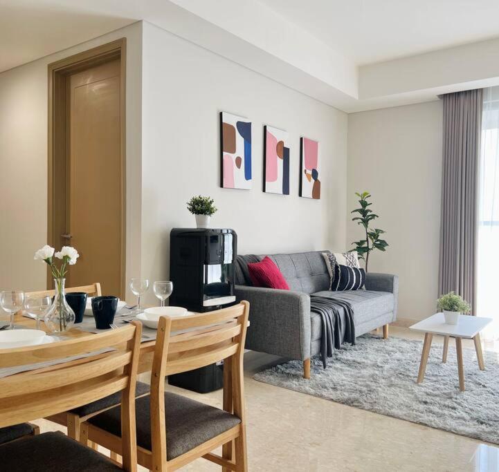 Stylish Seaview 3 Bedroom At Pik * Jakarta