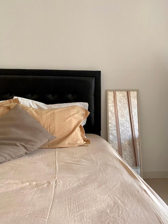 Studio Walking Distance To Mall