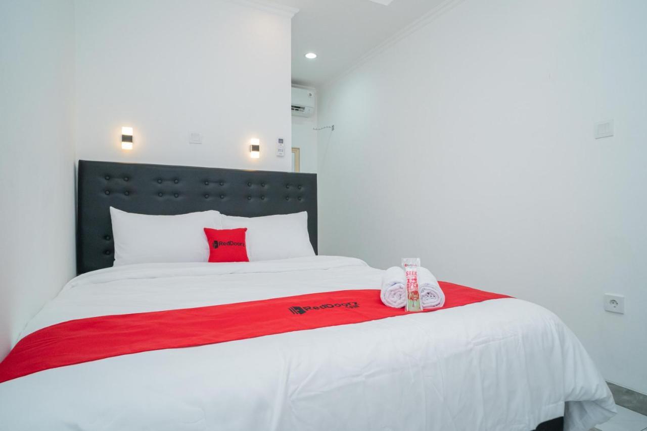 Reddoorz Near Stasiun Senen 2* Jakarta