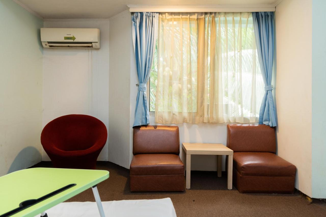 Hotel Urbanview Kebayoran Baru Blok S 3*