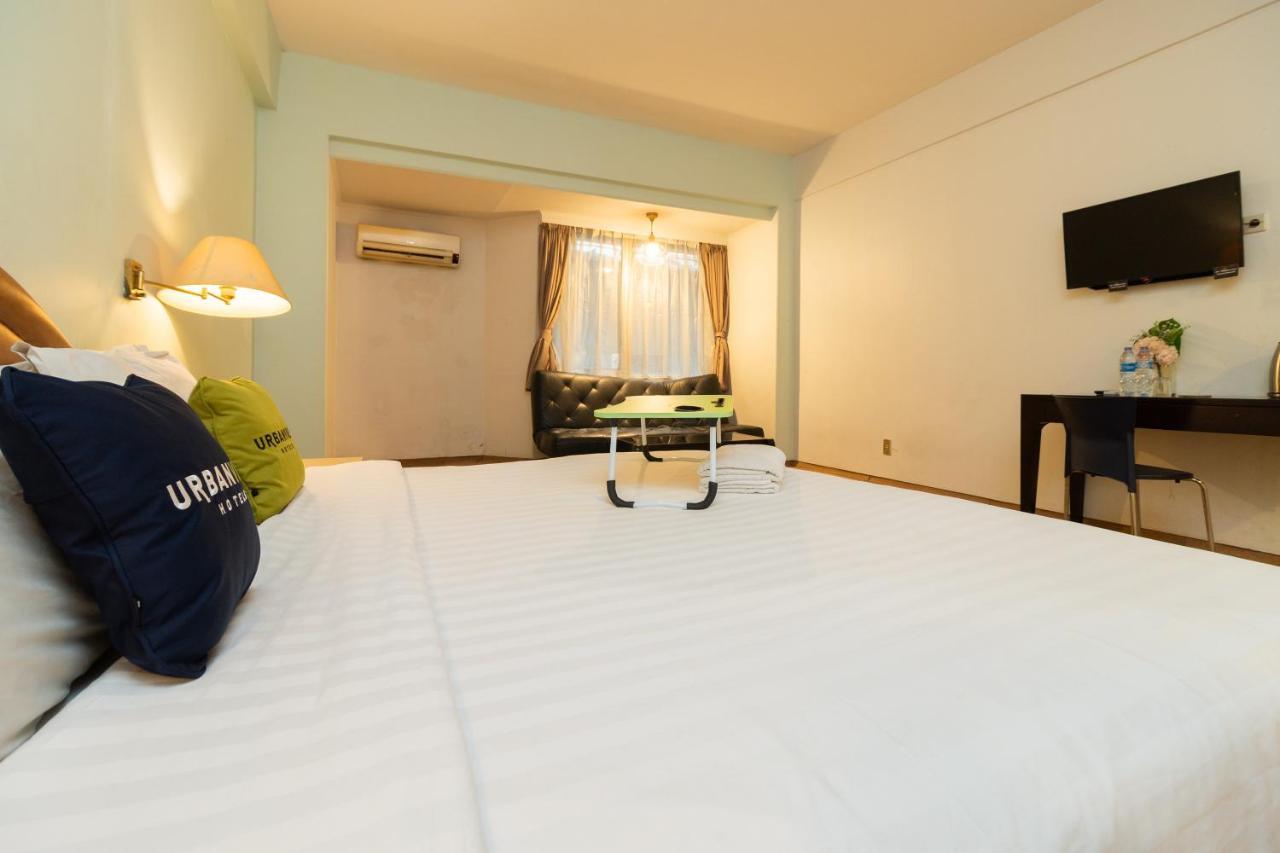 Hotel Urbanview Kebayoran Baru Blok S 3*