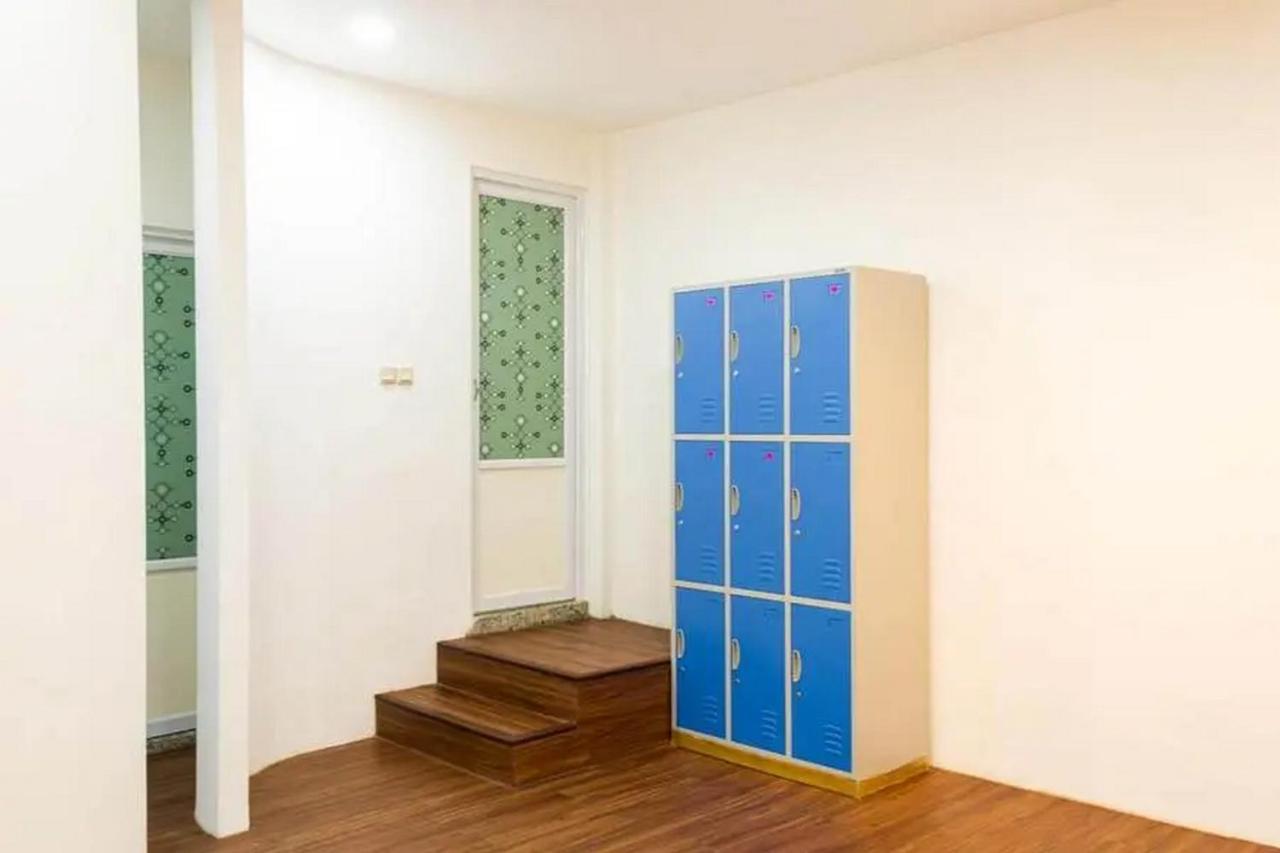 Reddoorz Near Taman Puring Hotel Jakarta