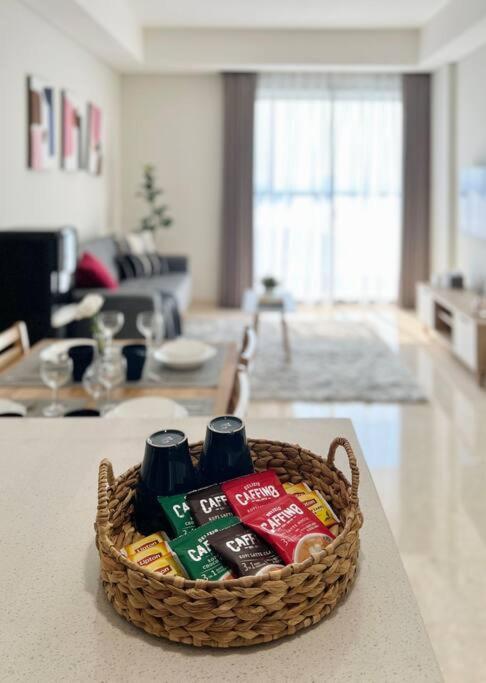 Stylish Seaview 3 Bedroom At Pik Apartment