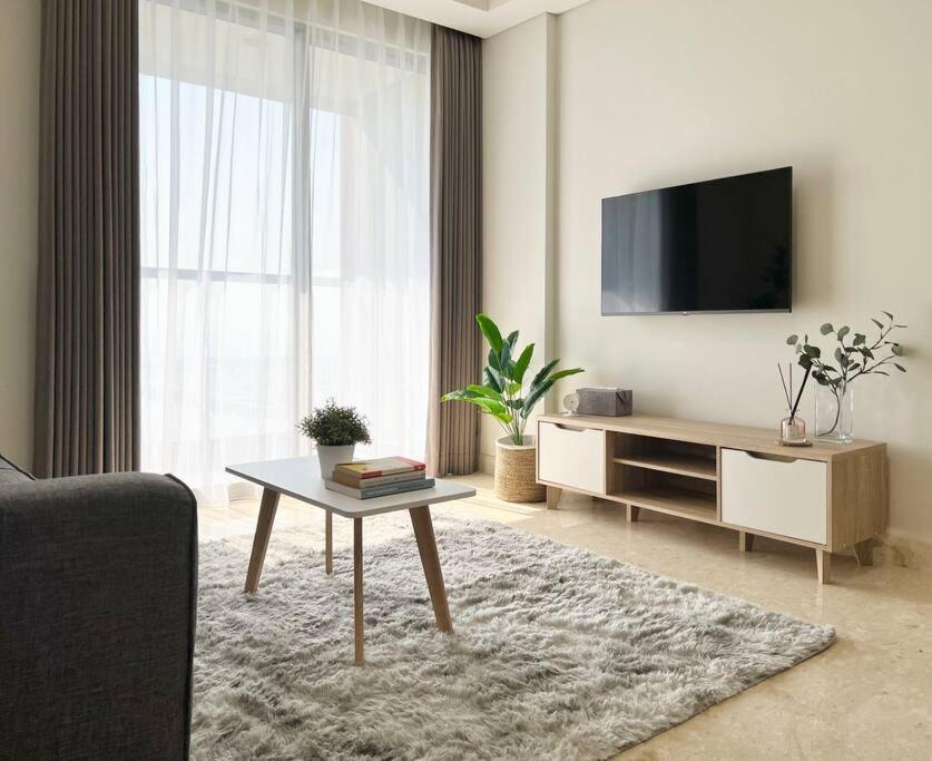 Stylish Seaview 3 Bedroom At Pik * Jakarta