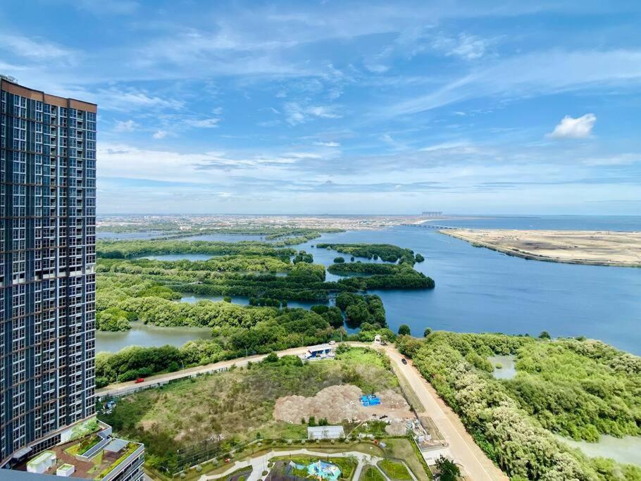 Apartment Stylish Seaview 3 Bedroom At Pik