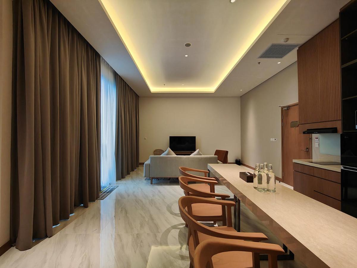 Ra Simatupang 5*