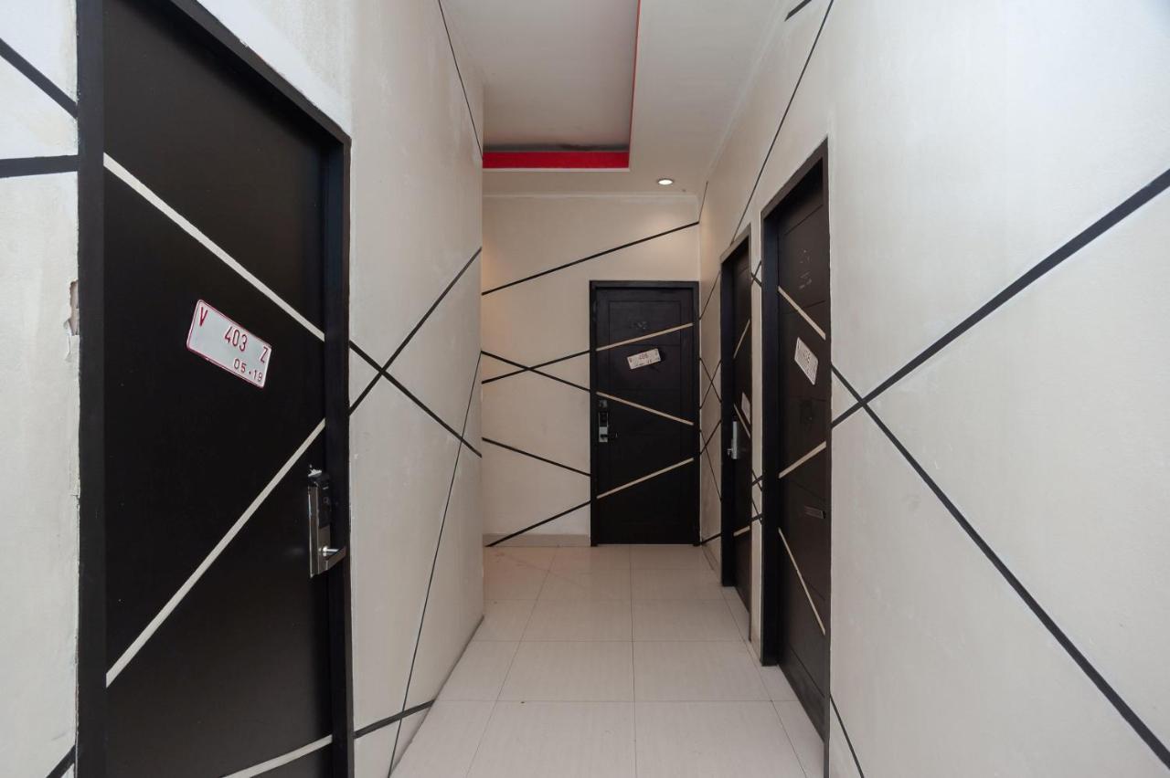 Guest house Reddoorz @ Kemayoran 3*